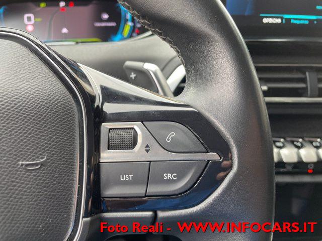PEUGEOT 3008 Hybrid PHEV 225 e-EAT8 Allure Pack PROMO !!