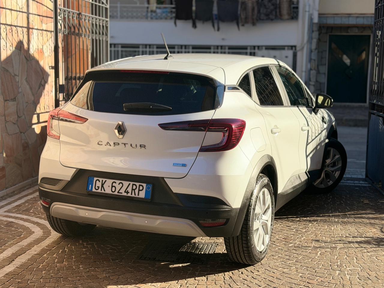 Renault Captur Full Hybrid E-Tech 145 CV