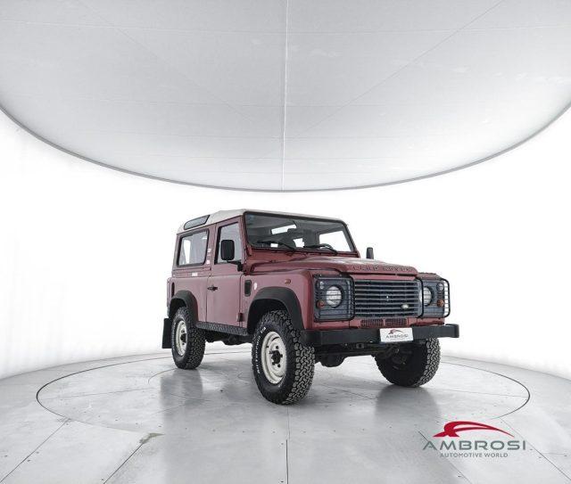 LAND ROVER Defender 90 2.4 TD4 Station Wagon E