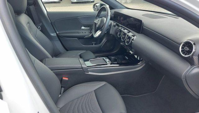 MERCEDES-BENZ A 200 d Automatic Advanced