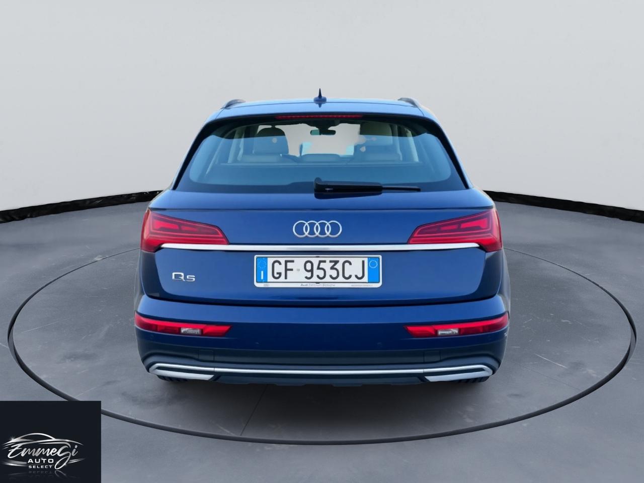 Audi Q5 35 TDI S tronic Business sport