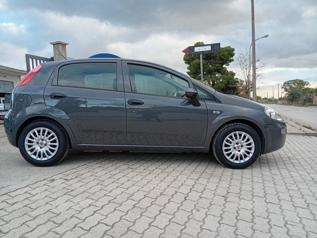 Fiat Punto 1.3 MJT II S&S 95 CV 5 porte Street