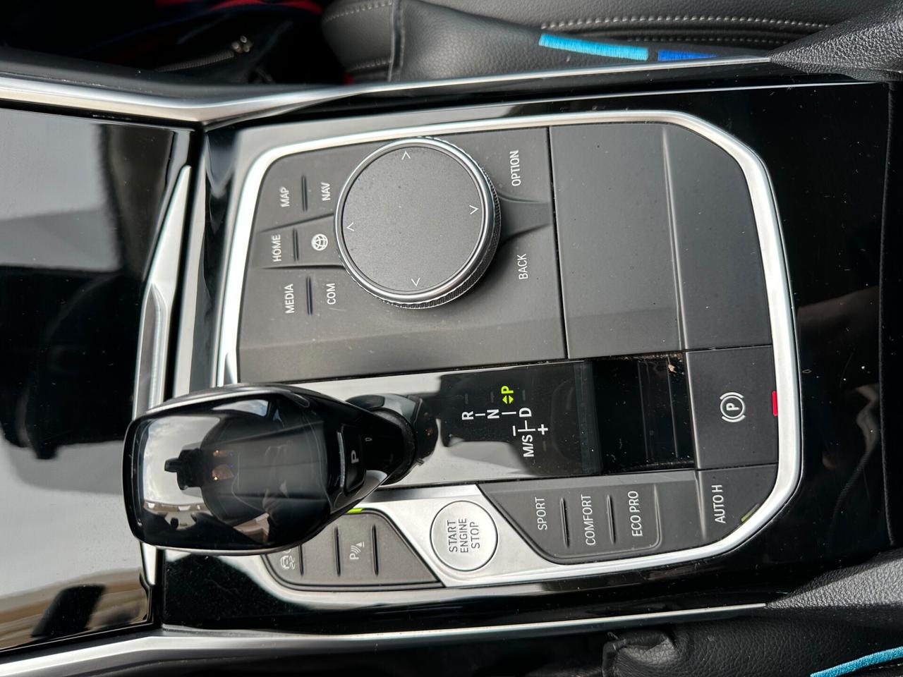 Bmw 320 320d Touring Luxury 2020 60milaKM