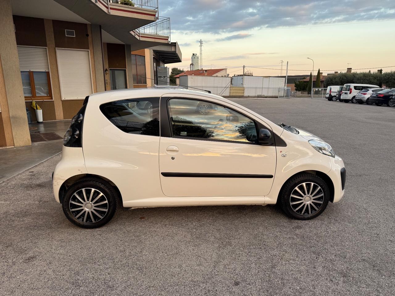 Citroen C1 1.0 3 porte DeeJay- Automatica