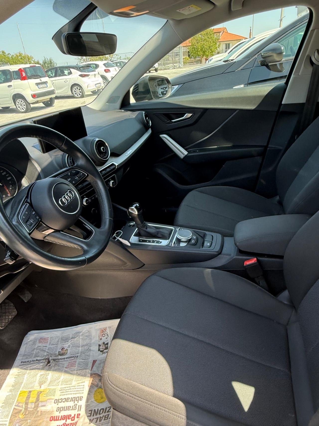 Audi Q2 30 TDI S tronic Business