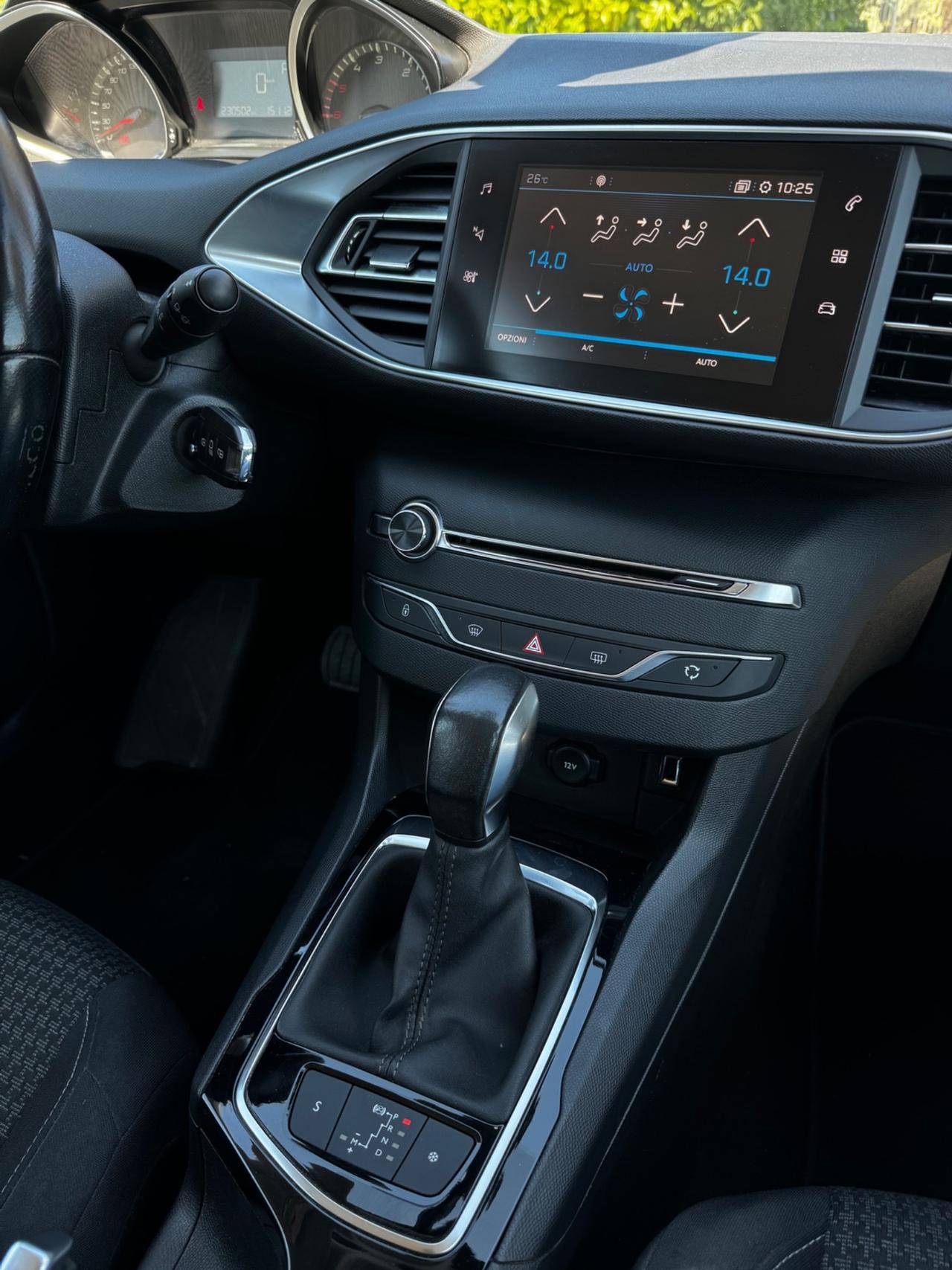 Peugeot 308 BlueHDi 120 S&S EAT6 SW Business