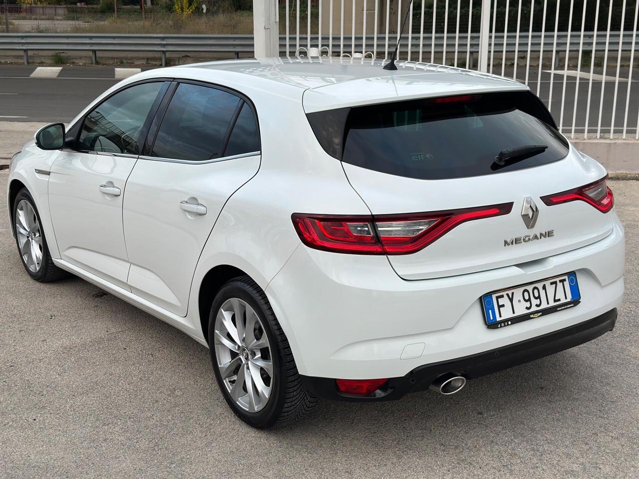 Renault Megane 2019 1.5 dCi 115 CV AUTOM. INTENS