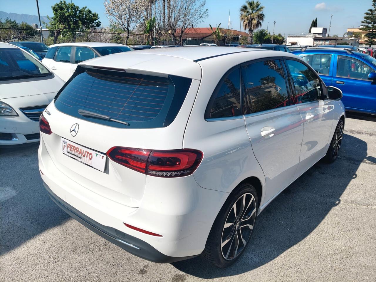 MERCEDES B180d AUTOMATIC BUSINESS SPORT