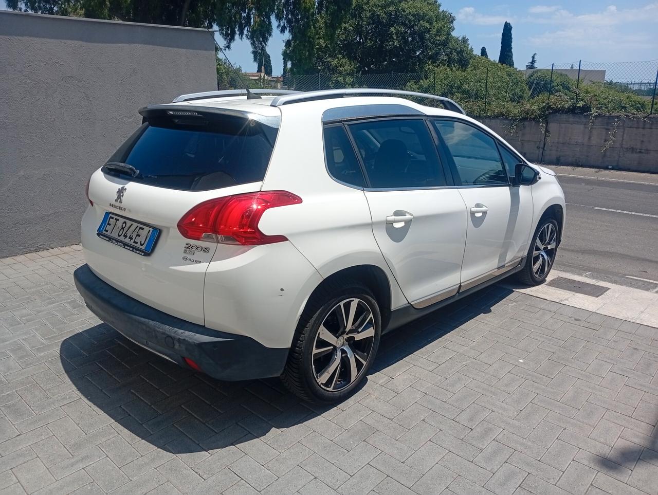 Peugeot 2008 1.6 e-HDi 92 CV Stop&Start Allure