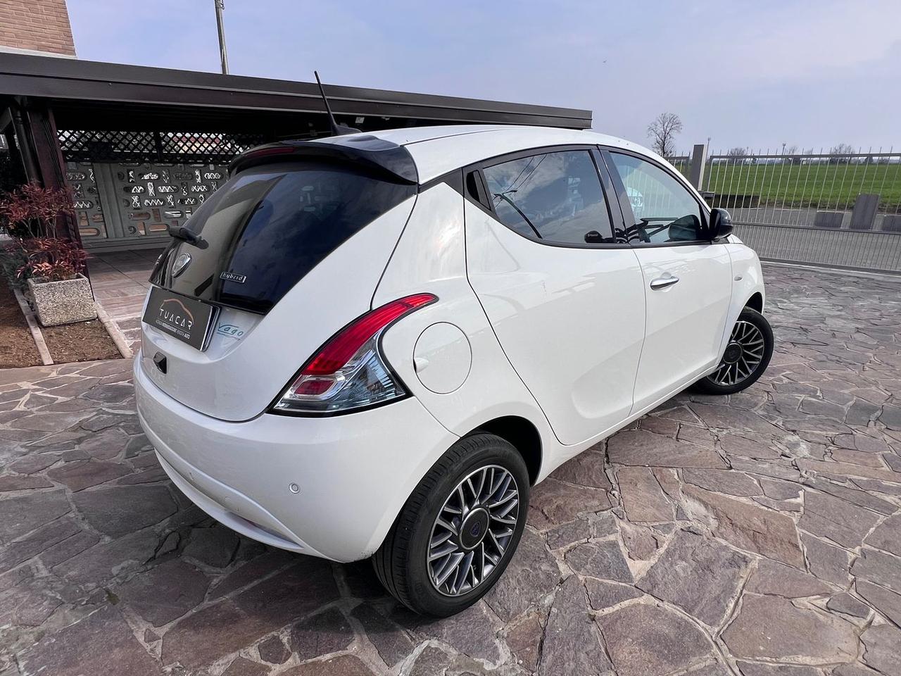 Lancia Ypsilon 1.0 FireFly MHEV #9823