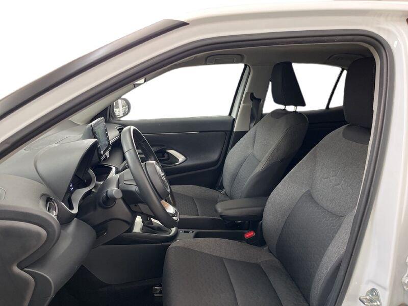 Toyota Yaris Cross 1.5h Business fwd 116cv e-cvt