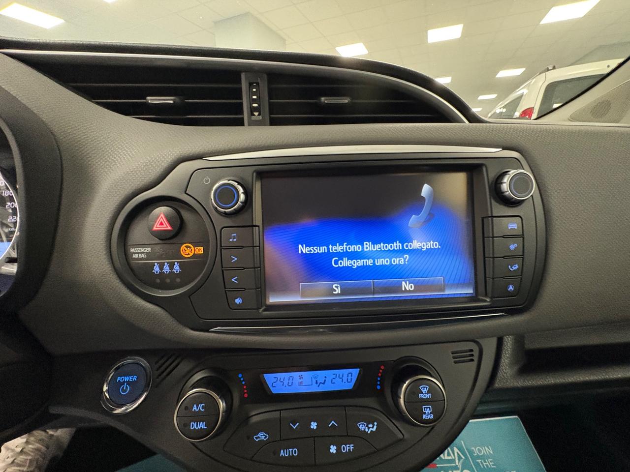 Toyota Yaris Style 1.5 Hybrid 75cv 2017 km 91000