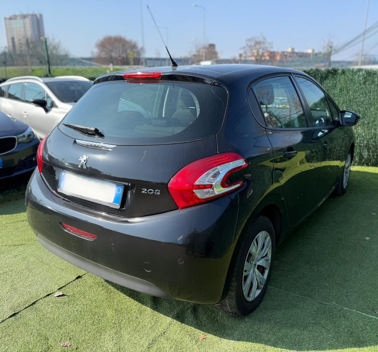 Peugeot 208 2014 1.4 GPL MOTORE DA CONTROLLARE