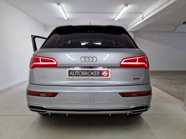 AUDI Q5 40 TDI quattro S line plus