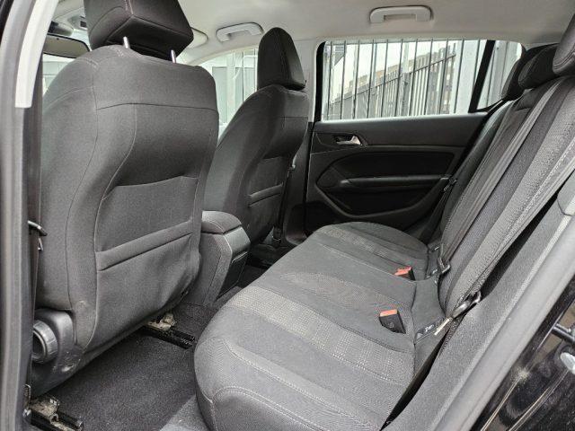 PEUGEOT 308 BlueHDi 120 S&S Allure