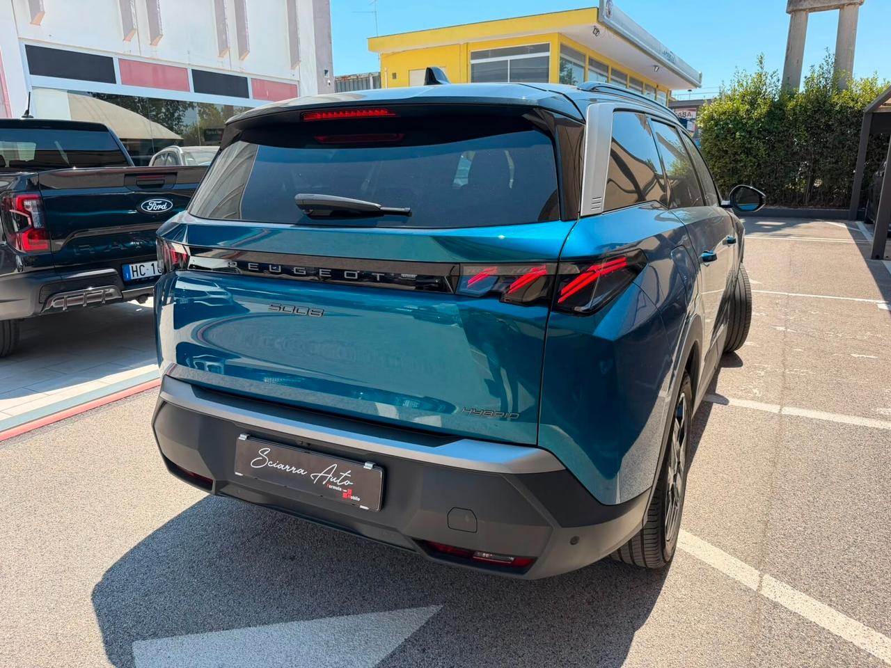 Peugeot 5008 Hybrid 145 e-DCS6 GT