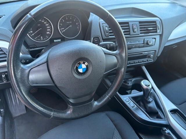 Bmw 114 114i 5p. Sport
