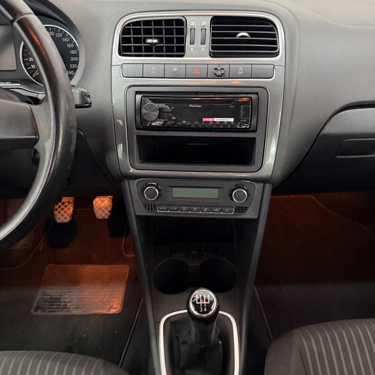 Volkswagen Polo 1.6 TDI DPF 5 porte NEOPATENTATI