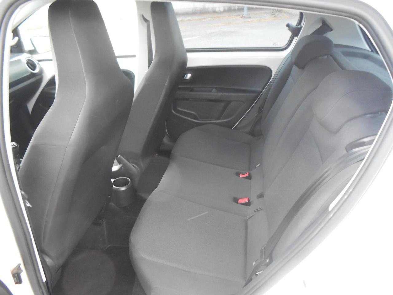 Volkswagen up! 1.0 75 CV 5p. high up!