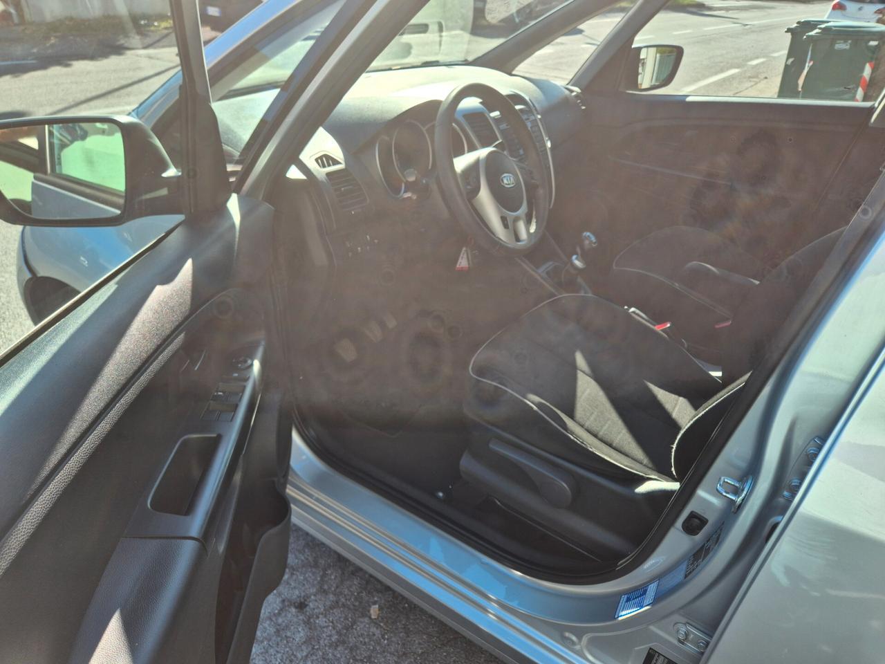 Kia Venga 1.4 CVVT EX Easy