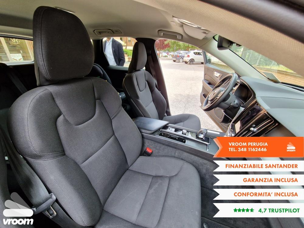 VOLVO XC60 B4 2022 2.0D 197CV HIBRID Plus Dark