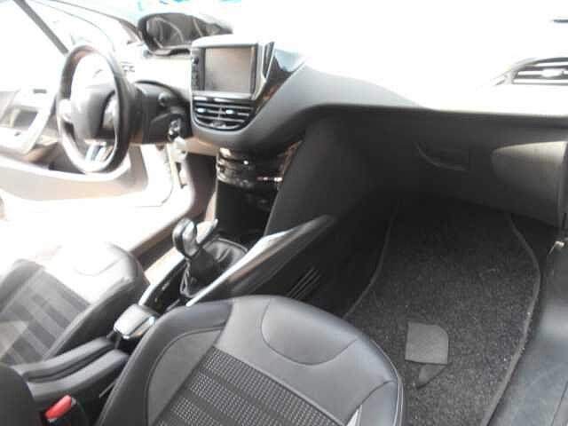 Peugeot 2008 1.6 HDi 92cv Allure Bocciato