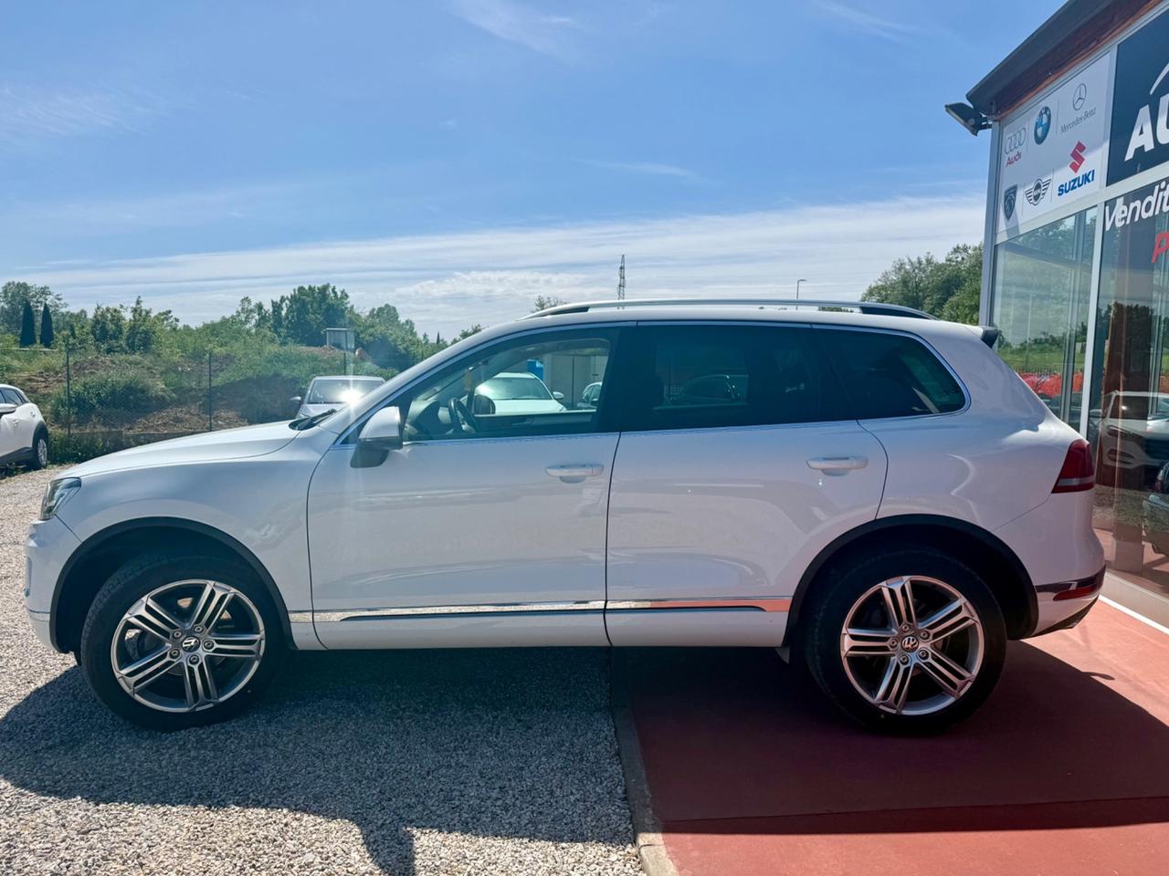 Volkswagen Touareg 3.0 TDI 262 CV tip. BMT Terrain Tech Executive