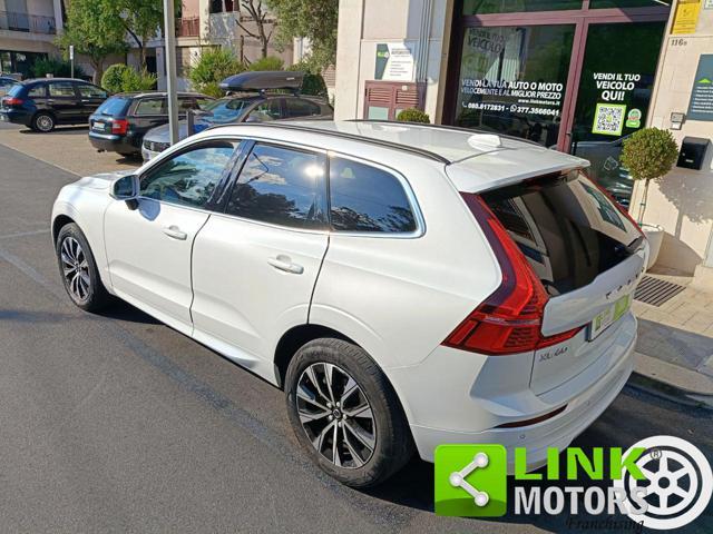 VOLVO XC60 B4 (d) automatico Plus Dark ESENTE BOLLO
