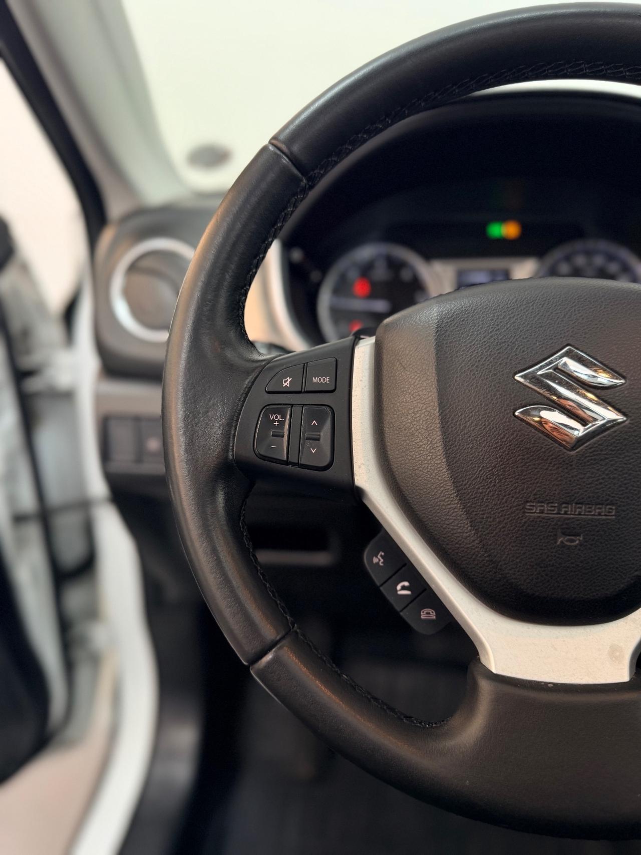 Suzuki Vitara 1.6 DDiS 4WD 120CV AllGrip DCT V-Top 09/2016 EURO 6B NEOPATENTATI