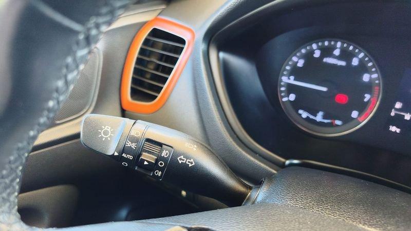 Hyundai i20 1.2 MPI 84cv Coupe Sport