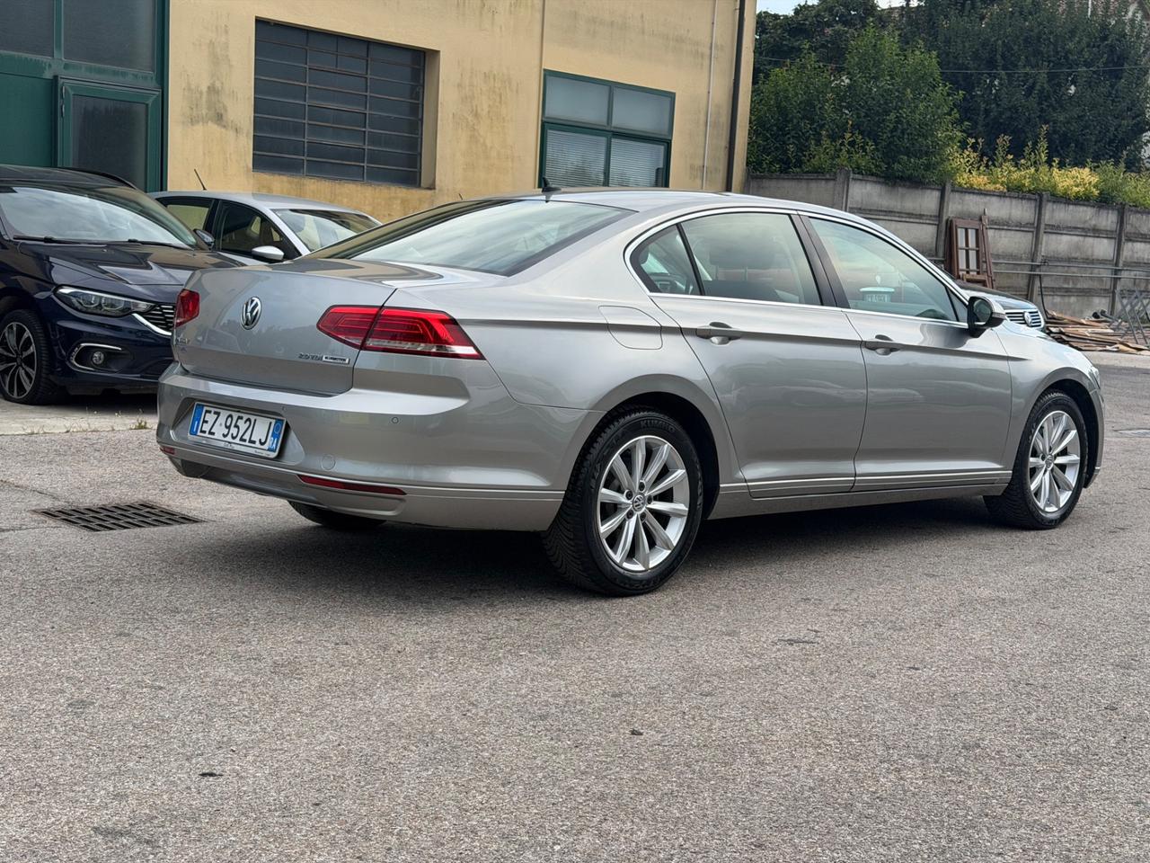 Volkswagen Passat 2.0 TDI DSG Comfortline BlueMotion Technology