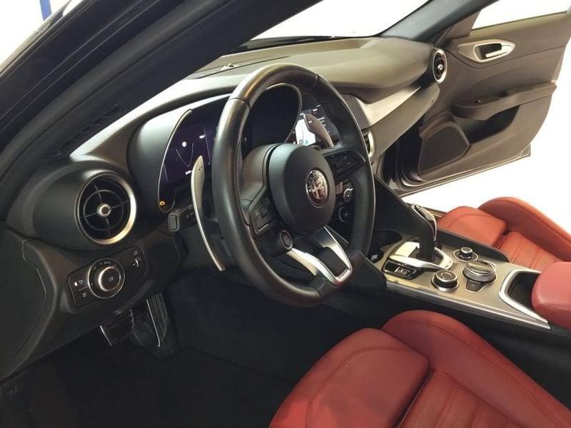 Alfa Romeo Giulia Giulia 2.0 Turbo 280 CV AT8 AWD Q4 Veloce