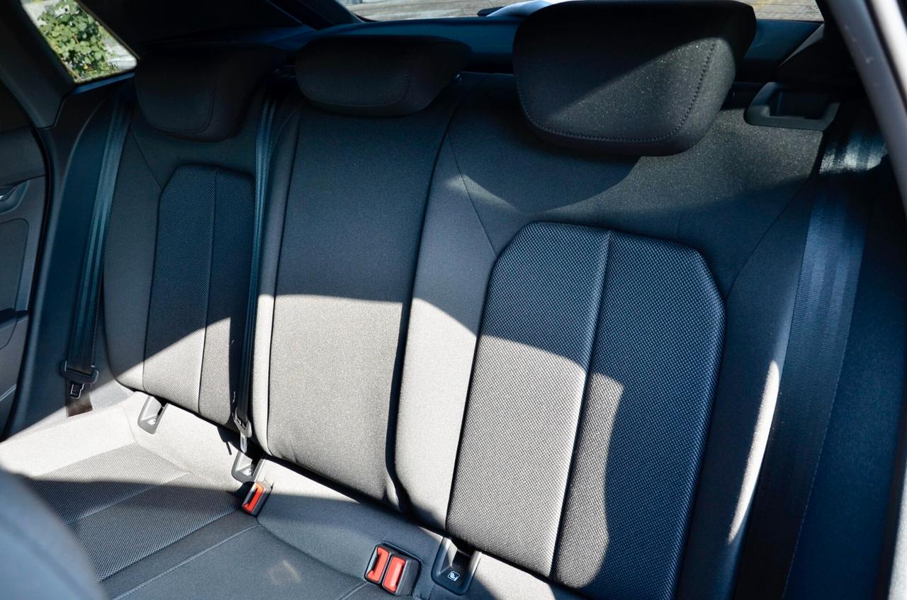 AUDI A3 SPORTBACK 40 1.4 TFSI-E PLUG-IN S-LINE EDITION 204cv S-TRONIC, GARANZIA AUDI 2/29, UFF ITALIANA, EURO 6D, TRATTAMENTO NANO, FULL LED, HI-FI PREMIUM, APPLE ANDROID, PERMUTE