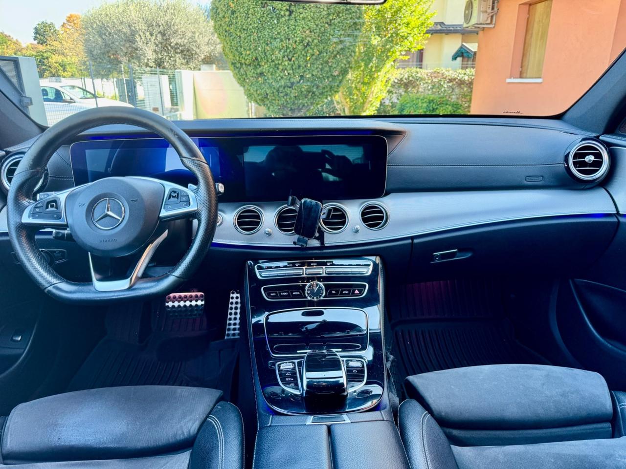 Mercedes-benz E 220 d Auto Premium Plus