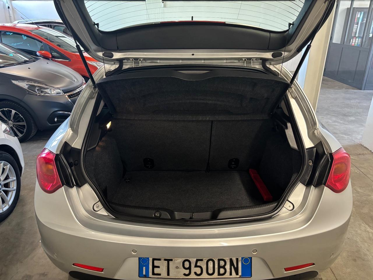 Alfa Romeo Giulietta 1.6 JTDm-2 |OK NEOPATENTATI |