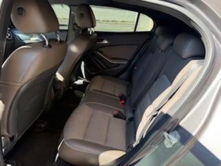 Mercedes-Benz GLA 220 d Automatic 4Matic Business