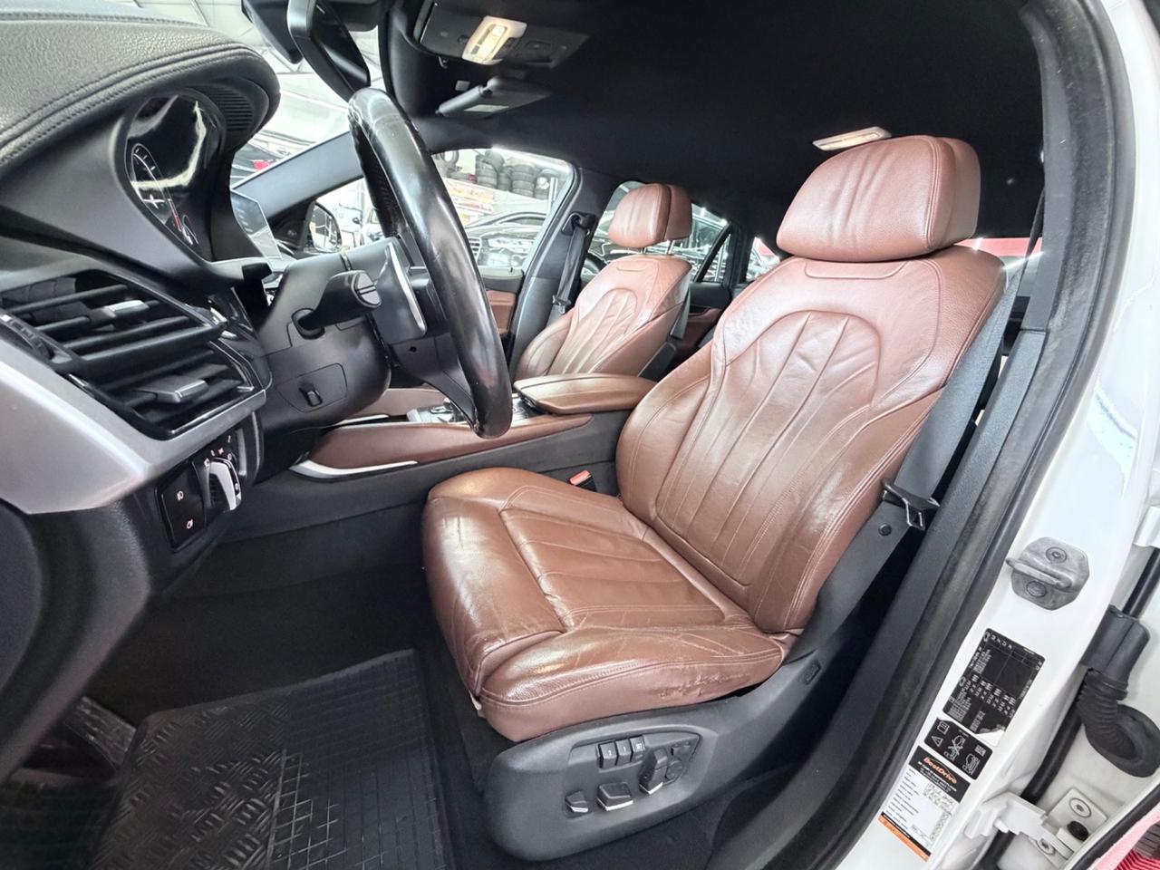 BMW X6 xDrive40d 313CV Msport EURO6