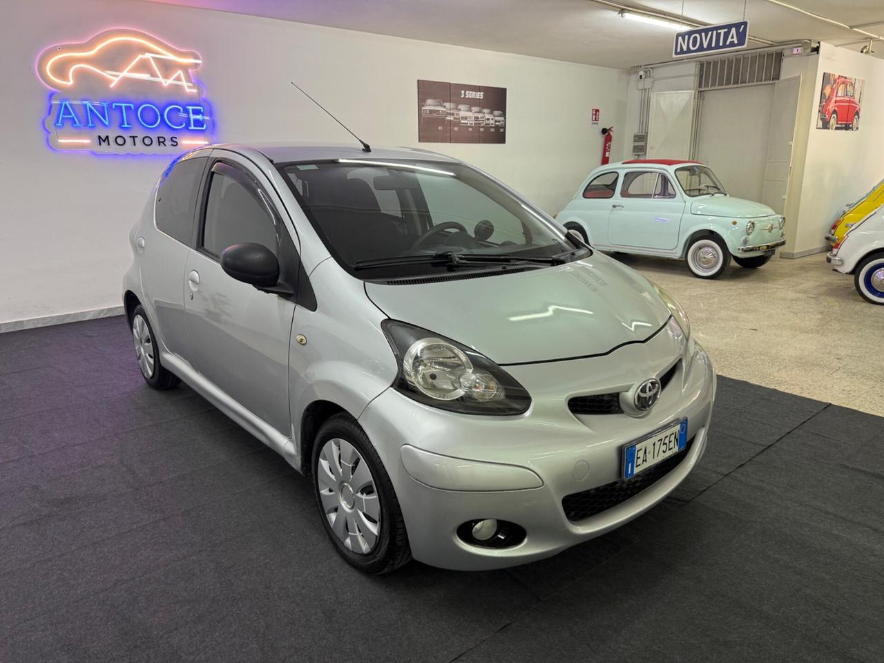 TOYOTA Aygo 2010 1.0 VVT-i 68cv 5 porte Sol