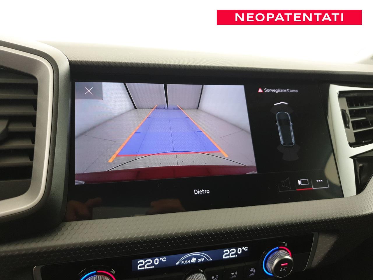 Allstreet 30TFSI 116CV S tronic Identity Contrast