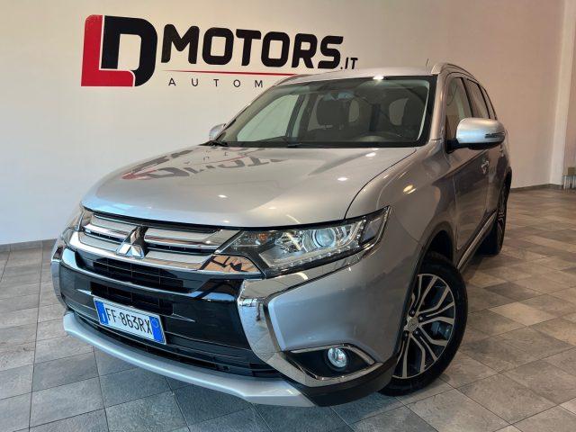 MITSUBISHI Outlander 2.2 DI-D 4WD Instyle 7p.