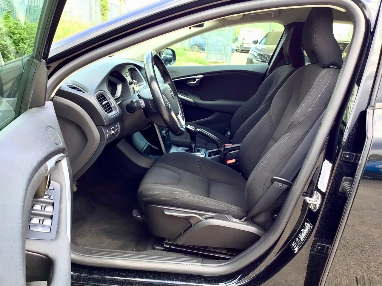 Volvo V40 D2 Business Turbodiesel 120Cv