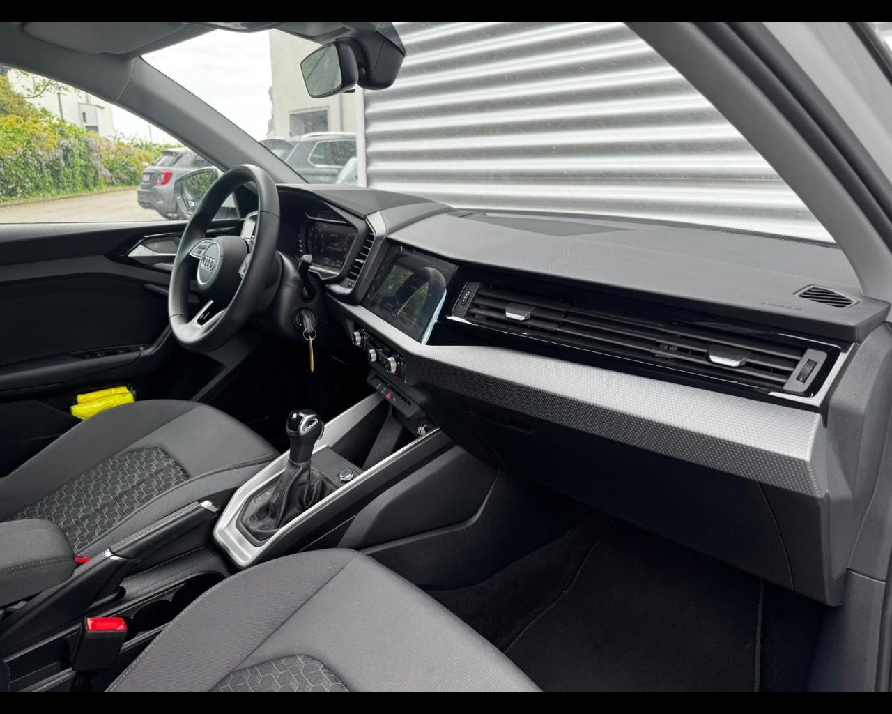 AUDI A1 SPORTBACK 35 TFSI S-TRONIC S-LINE EDITION