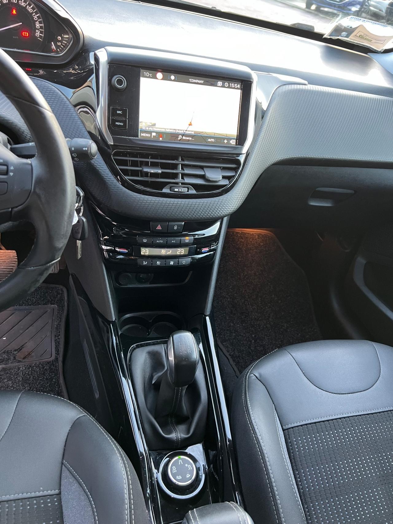 Peugeot 2008 BlueHDi 100 S&S Allure