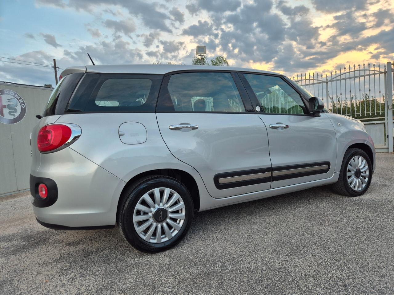 Fiat 500L Living 1.6 Multijet 105 CV Lounge NUOVA 2015