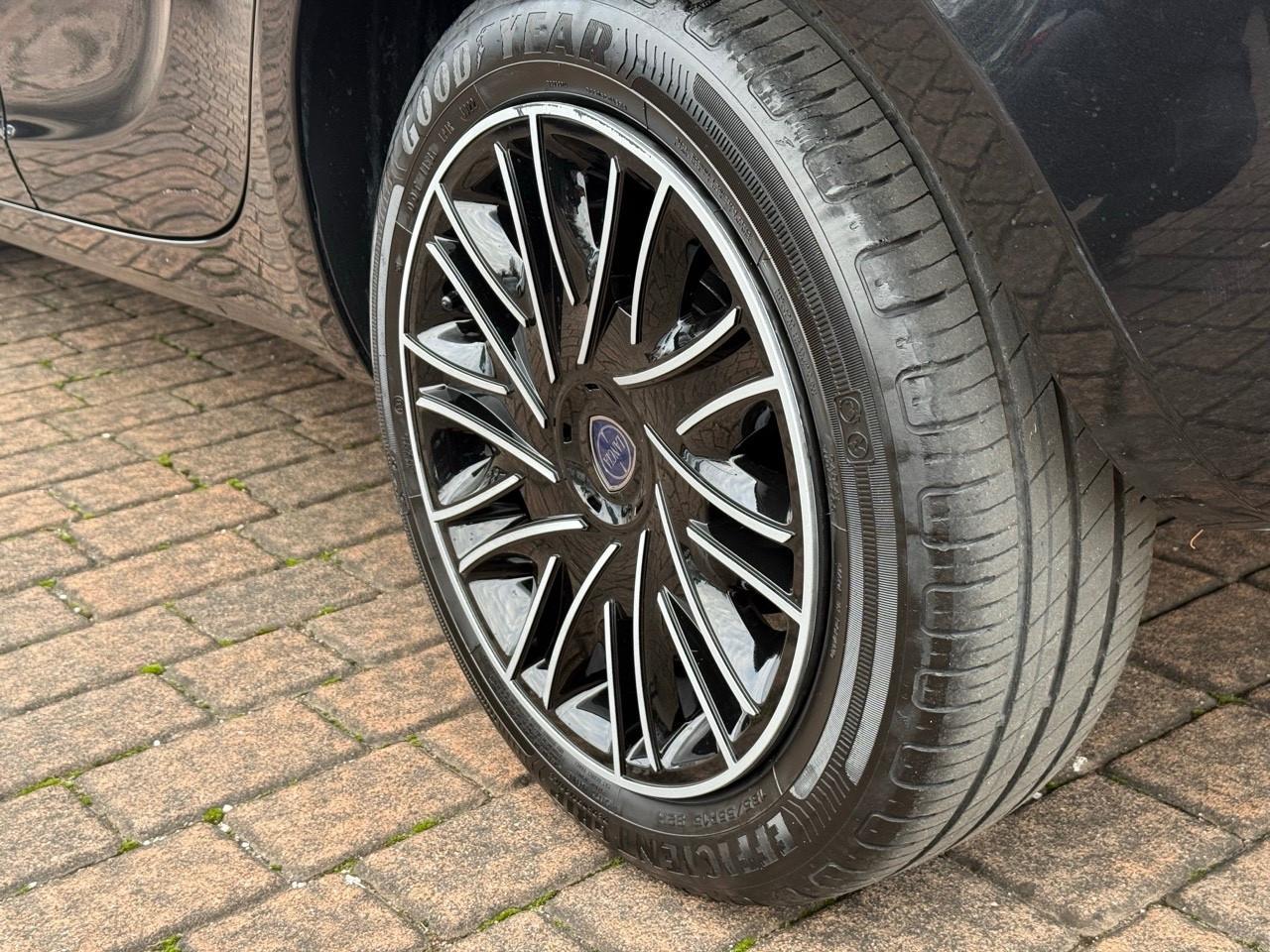 Lancia Ypsilon 1.0 FireFly 5 porte S&S Hybrid Gold SOLI 5MILA KM