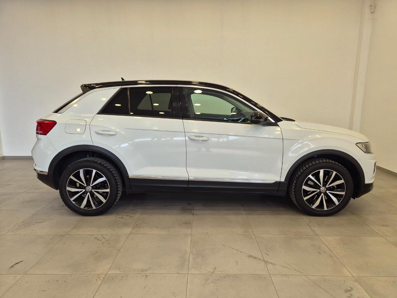 Volkswagen T-Roc 1.0 tsi Style 115cv - NEOPATENTATI - Sens. Park. - Carplay