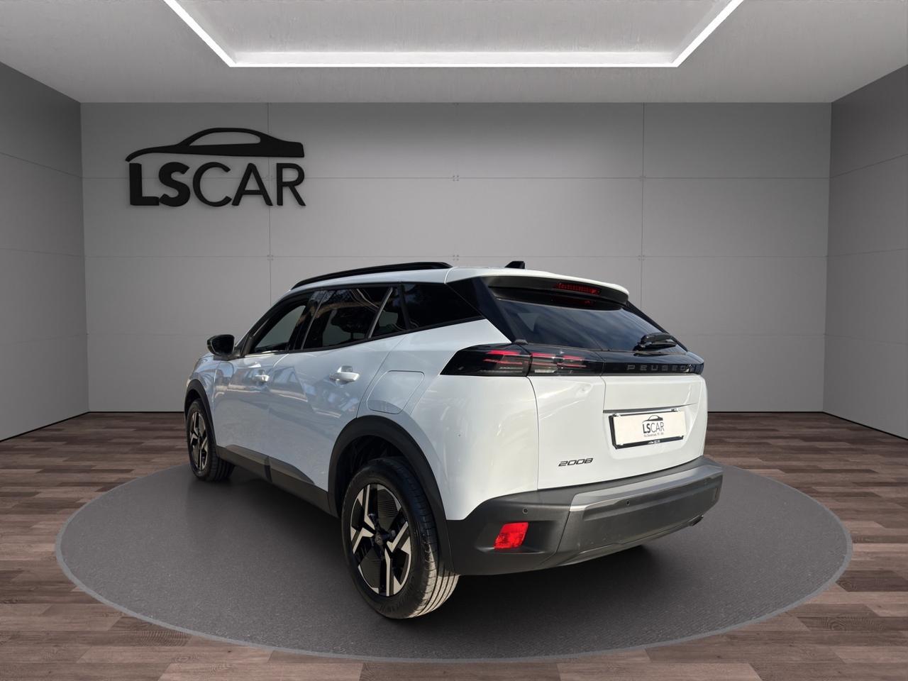 Peugeot - 2008 PureTech Allure - Unipro