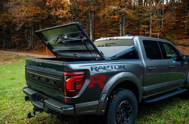 FORD F 150 RAPTOR "R" 2025 720 PS (V8)