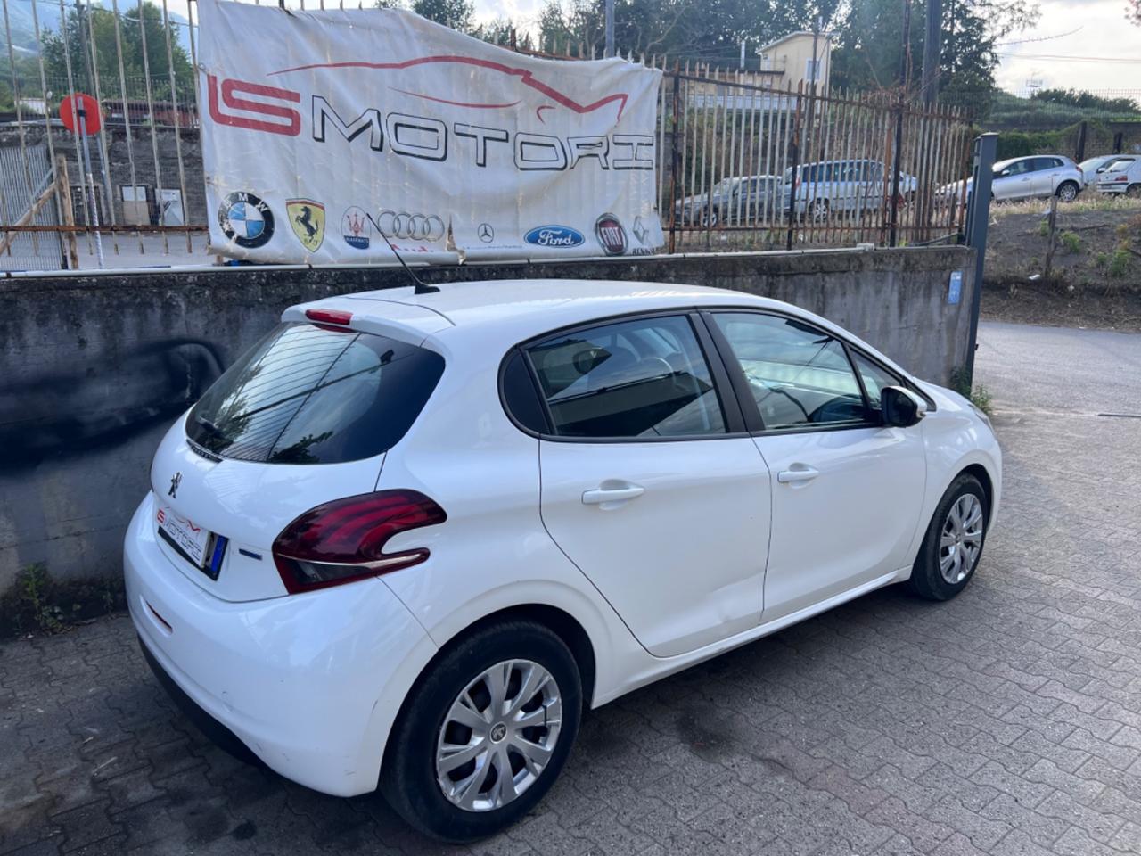 Peugeot 208 BlueHDi 100 S&S 5 porte Active+Blockshaft