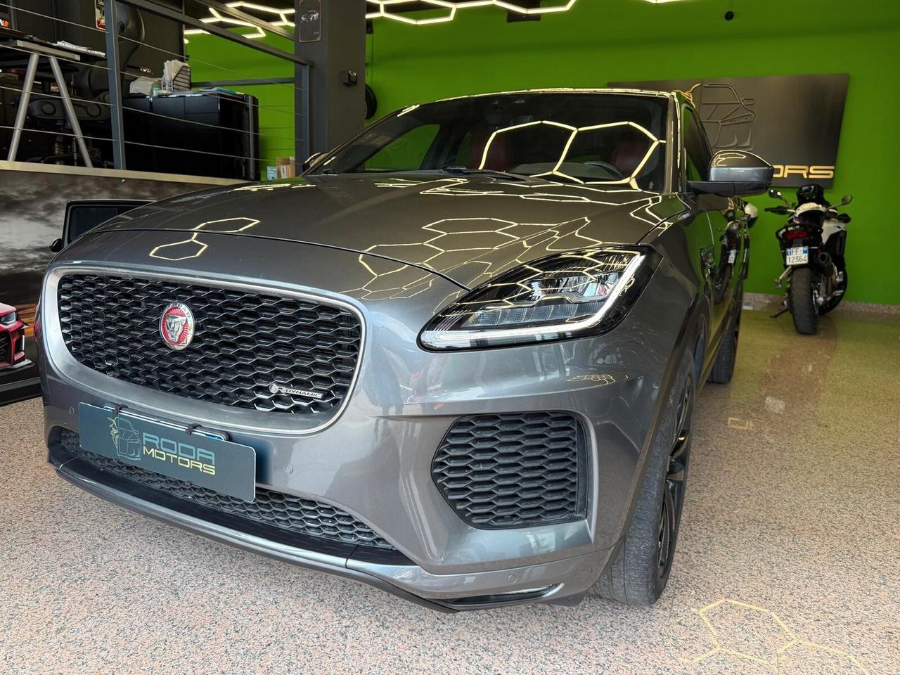 Jaguar E-Pace 2.0D 150 CV AWD aut. R-Dynamic SE